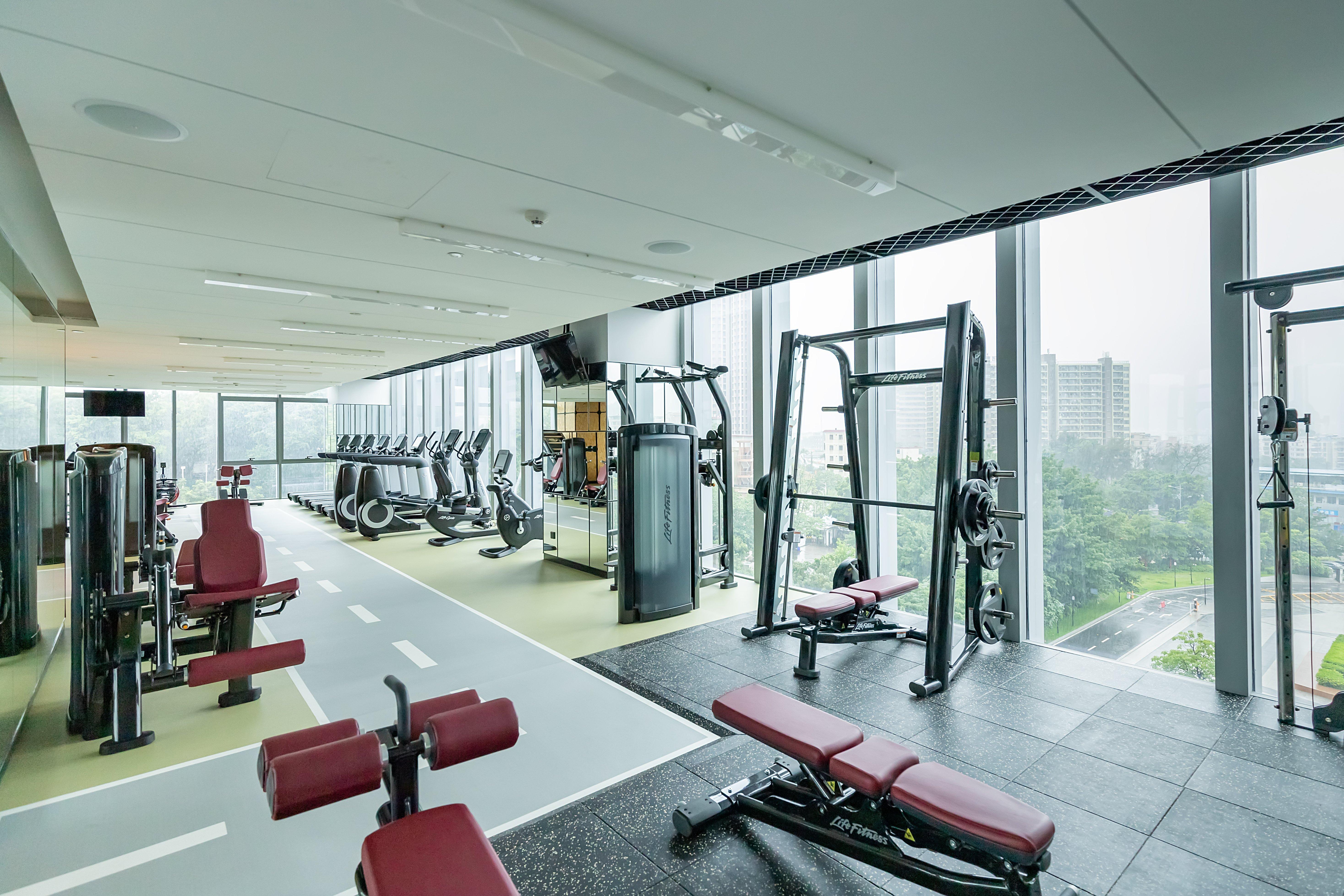 Holiday Inn Guangzhou South Lake Hotel - Ideal For Business & Leisure Exterior foto