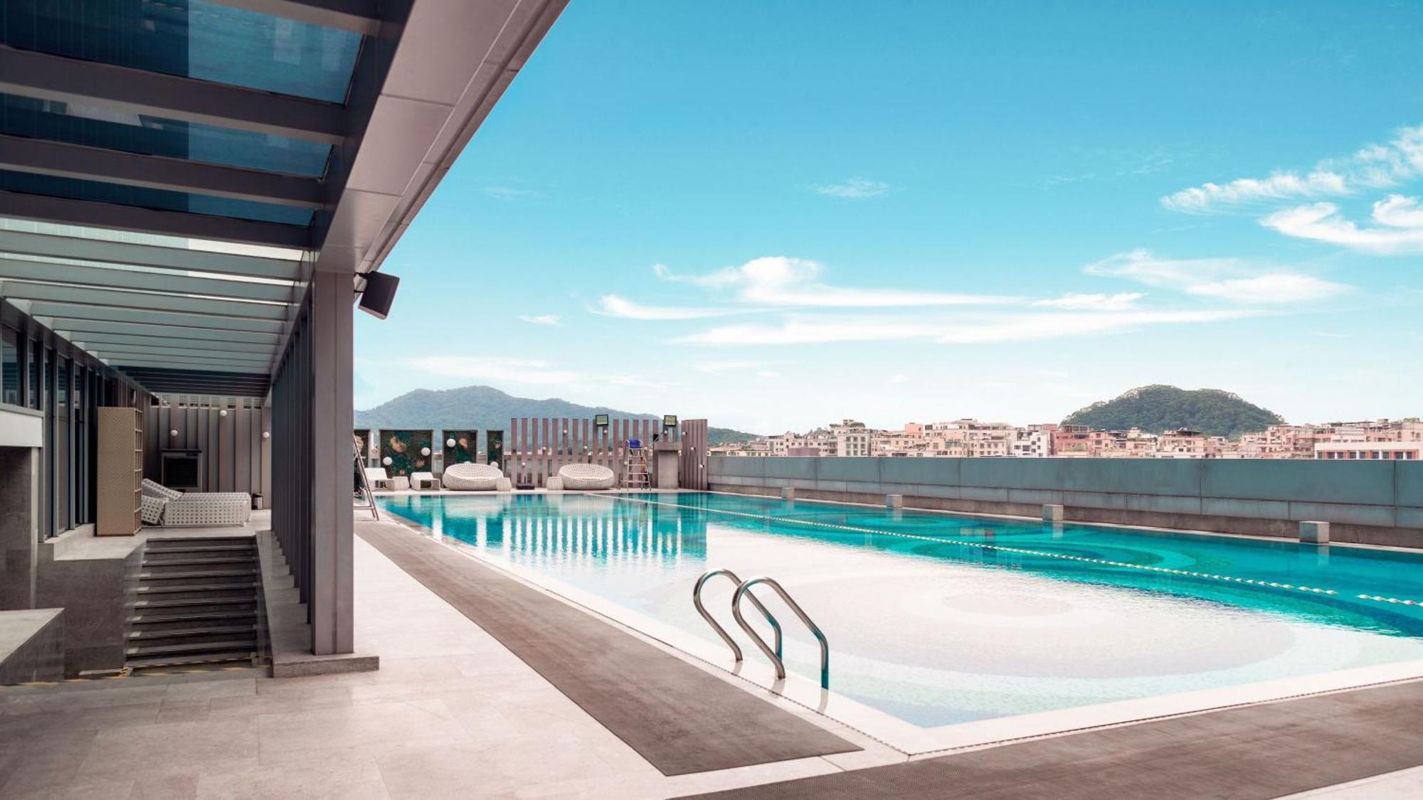 Holiday Inn Guangzhou South Lake Hotel - Ideal For Business & Leisure Exterior foto