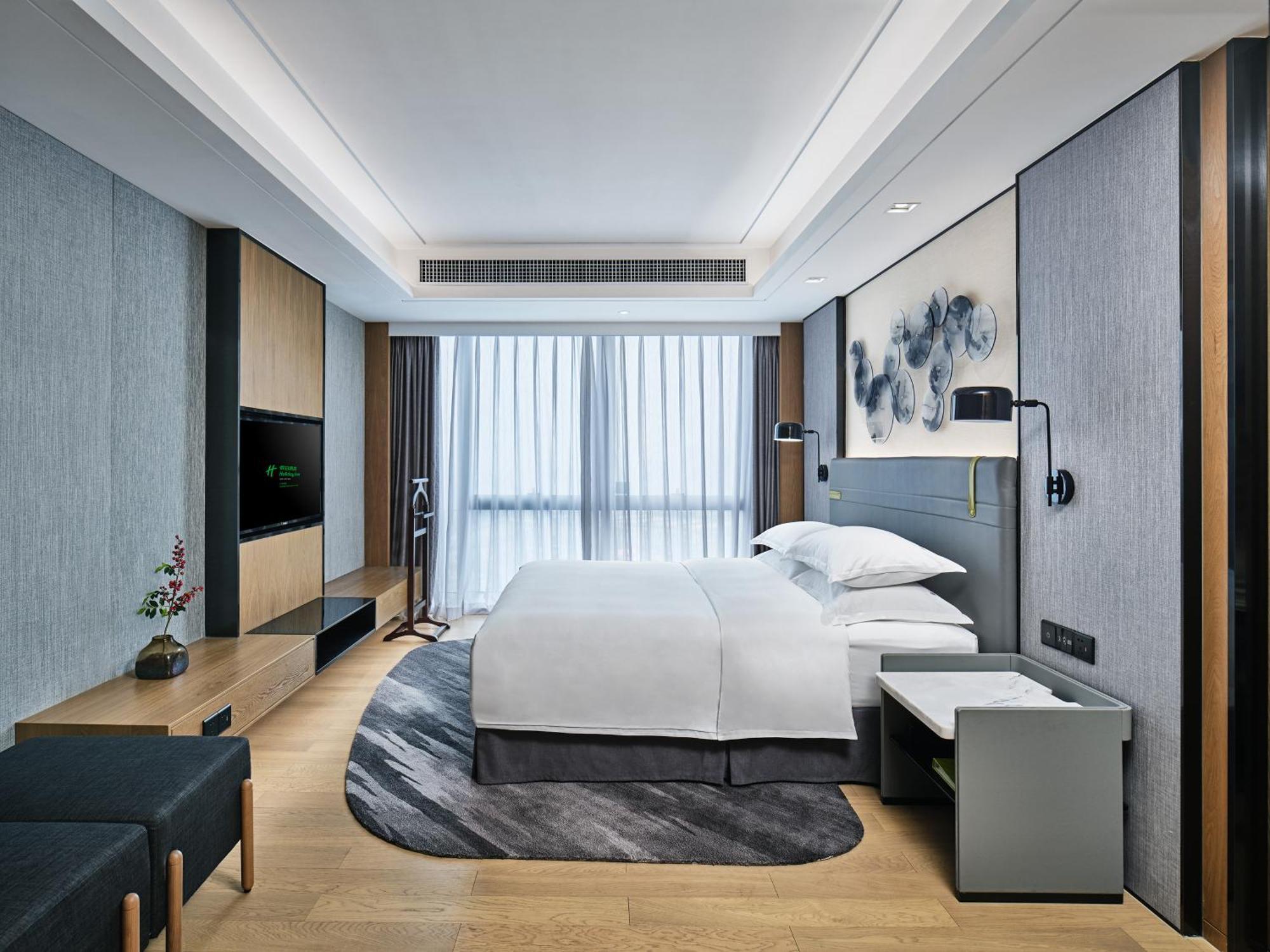 Holiday Inn Guangzhou South Lake Hotel - Ideal For Business & Leisure Exterior foto